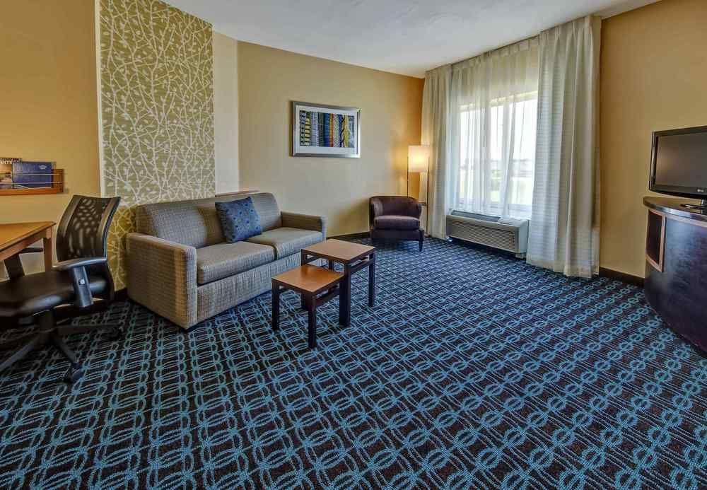 Fairfield Inn & Suites By Marriott Oklahoma City Nw Expressway/Warr Acres Exterior foto